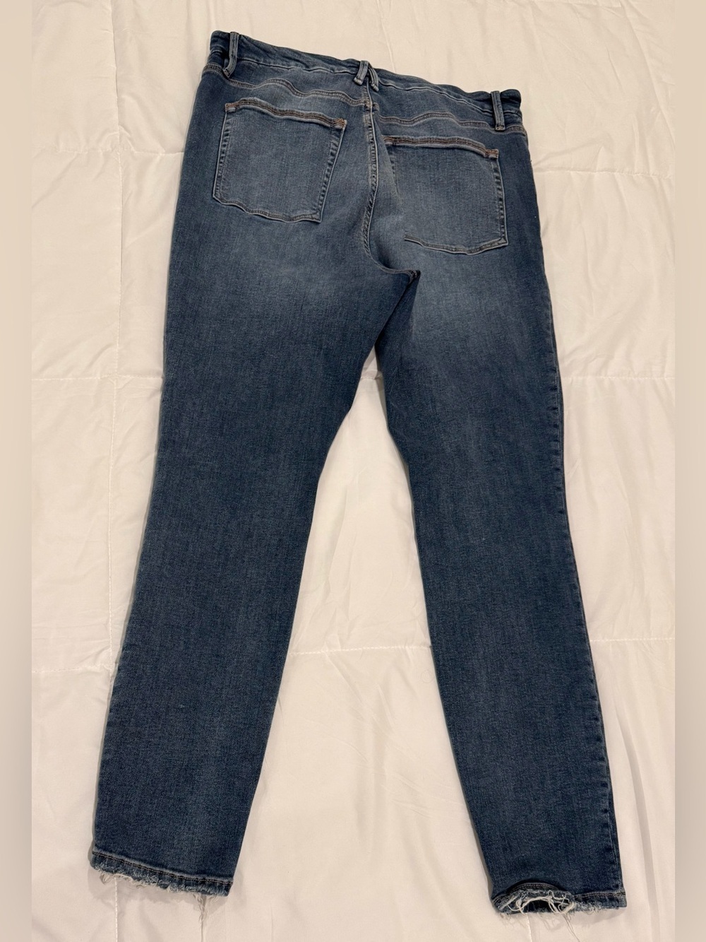 Good American Good Leg Skinny Jeans Size 16 Button Fly Raw Hem GLEB873T - Picture 2 of 6